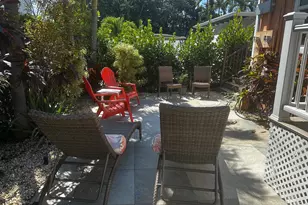 323 NE 7th Ave, Delray Beach, FL 33483 - Photo 16