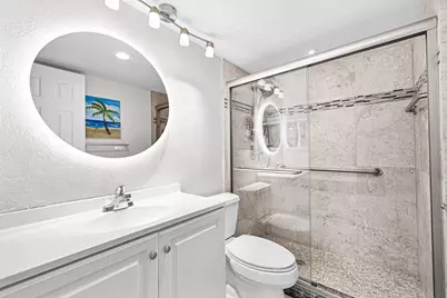 400 SE 10th Street #105, Deerfield Beach, FL 33441 - Photo 4