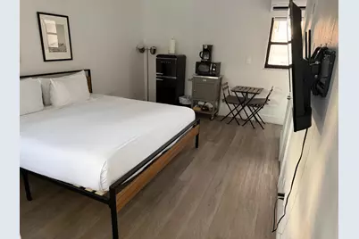 2100 NE 33rd Avenue #202, Fort Lauderdale, FL 33305 - Photo 2