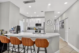 4706 SW 13th St, Deerfield Beach, FL 33442 - Photo 12