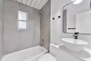 474 Enfield St, Boca Raton, FL 33487 - Photo 12