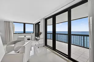 5380 N Ocean Dr, Singer Island, FL 33404 - Photo 6