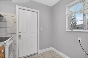 2438 Arthur St, Hollywood, FL 33020 - Photo 10