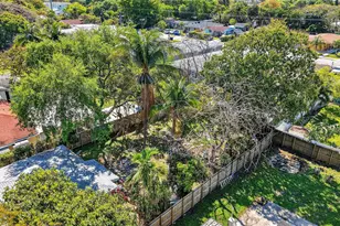 2438 Arthur St, Hollywood, FL 33020 - Photo 36