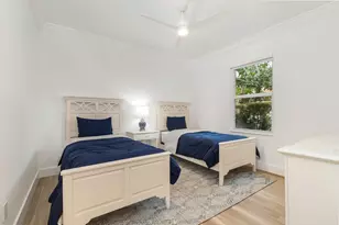 3317 Embassy Dr, West Palm Beach, FL 33401 - Photo 22