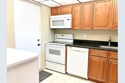 2312 S Cypress Bend Drive #209, Pompano Beach, FL 33069 - Photo 10