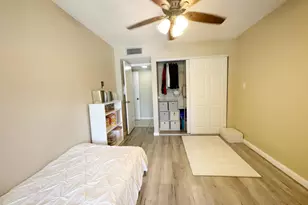 2312 S Cypress Bend Dr, Pompano Beach, FL 33069 - Photo 34