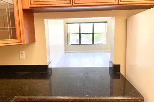 2312 S Cypress Bend Dr, Pompano Beach, FL 33069 - Photo 8