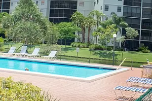 2312 S Cypress Bend Dr, Pompano Beach, FL 33069 - Photo 42