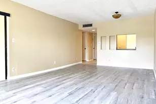 2312 S Cypress Bend Dr, Pompano Beach, FL 33069 - Photo 16