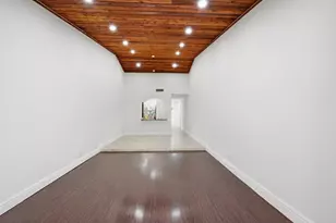 8336 NW 37th Pl, Sunrise, FL 33351 - Photo 18