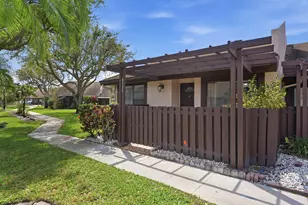 8336 NW 37th Pl, Sunrise, FL 33351 - Photo 4