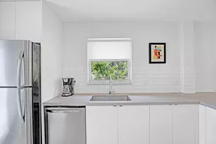 625 NE 13th Ave, Fort Lauderdale, FL 33304 - Photo 16