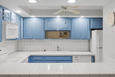 9 Atrium Circle #C, Atlantis, FL 33462 - Photo 12