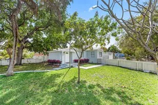 906 S 26th Ave, Hollywood, FL 33020 - Photo 4