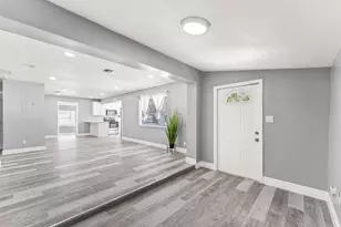 906 S 26th Ave, Hollywood, FL 33020 - Photo 6