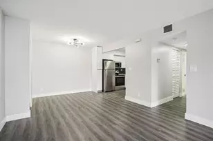 3266 NW 84th Ave, Sunrise, FL 33351 - Photo 6