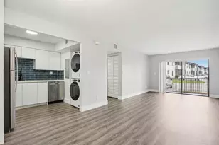3266 NW 84th Ave, Sunrise, FL 33351 - Photo 4