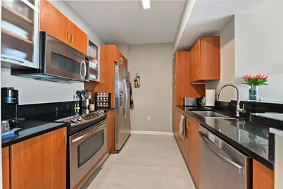 18800 NE 29th Avenue #816, Aventura, FL 33180 - Photo 8