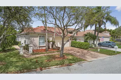 2675 Pyes Harbour, West Palm Beach, FL 33411 - Photo 4