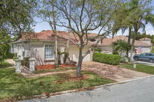 2675 Pyes Harbour, West Palm Beach, FL 33411 - Photo 4