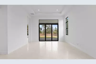 375 SE Via Sangro, Port Saint Lucie, FL 34952 - Photo 12