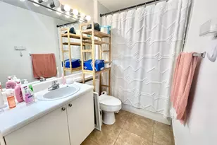 8010 N Nob Hill Rd, Tamarac, FL 33321 - Photo 18