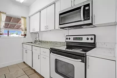 251 E 57th Street, Hialeah, FL 33013 - Photo 12