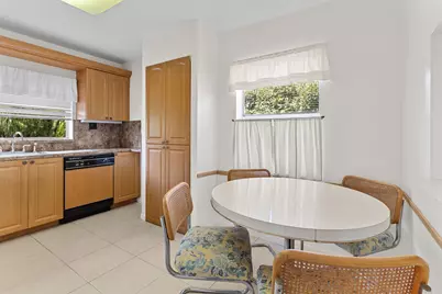 9861 Sunrise Lakes Boulevard #301, Sunrise, FL 33322 - Photo 10