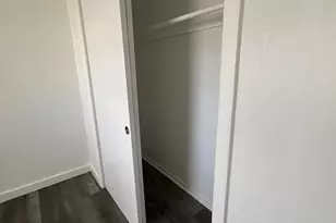 600 NE 46th Ct, Oakland Park, FL 33334 - Photo 6