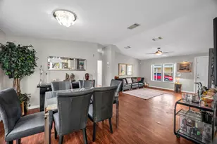 3700 Fetterbush Ct, Port Saint Lucie, FL 34952 - Photo 8