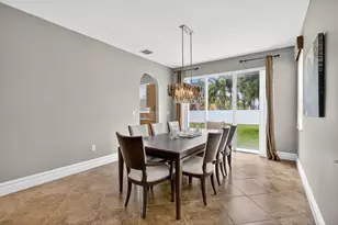 2173 Bellcrest Cir, Royal Palm Beach, FL 33411 - Photo 8