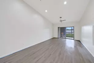 7891 Willow Springs Dr, Lake Worth Beach, FL 33467 - Photo 20