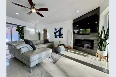 481 W Tropical Way, Plantation, FL 33317 - Photo 6
