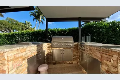 481 W Tropical Way, Plantation, FL 33317 - Photo 36