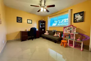 481 W Tropical Way, Plantation, FL 33317 - Photo 32