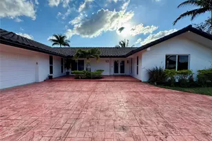 481 W Tropical Way, Plantation, FL 33317 - Photo 42