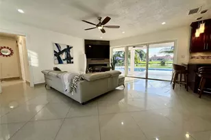 481 W Tropical Way, Plantation, FL 33317 - Photo 4