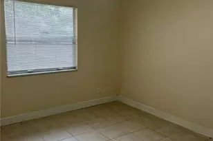 9 NE 44th St, Deerfield Beach, FL 33064 - Photo 8