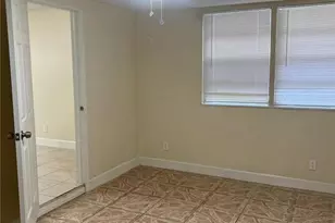 9 NE 44th St, Deerfield Beach, FL 33064 - Photo 12