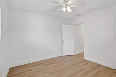 6828 NW 30th Street, Sunrise, FL 33313 - Photo 14