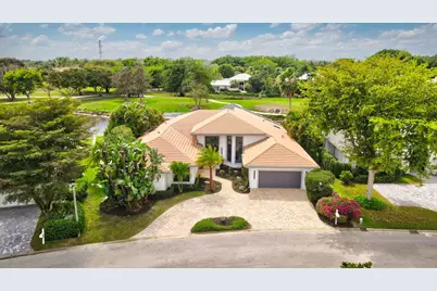 11180 Isle Brook Court, Wellington, FL 33414 - Photo 2