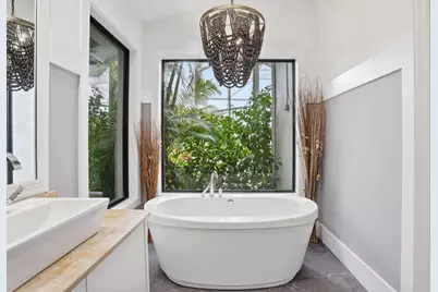 11180 Isle Brook Court, Wellington, FL 33414 - Photo 22
