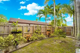 4966 NW 6th St, Coconut Creek, FL 33063 - Photo 8