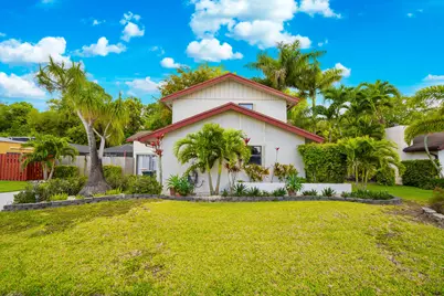 4966 NW 6th Street, Coconut Creek, FL 33063 - Photo 6