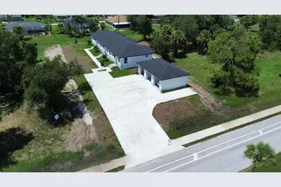 260 W Rotonda Blvd W #3, Rotonda West, FL 33947 - Photo 2