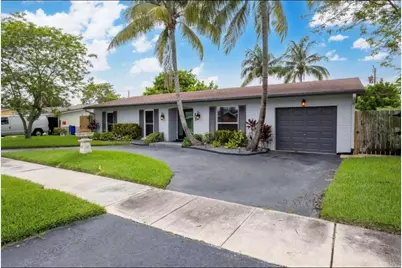 603 SE 7th Avenue, Deerfield Beach, FL 33441 - Photo 2