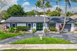 603 SE 7th Ave, Deerfield Beach, FL 33441 - Photo 2