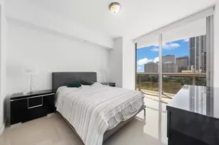 495 Brickell Ave, Miami, FL 33131 - Photo 16