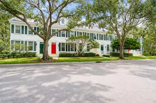 176 Freeport Dr, Jupiter, FL 33458 - Photo 1